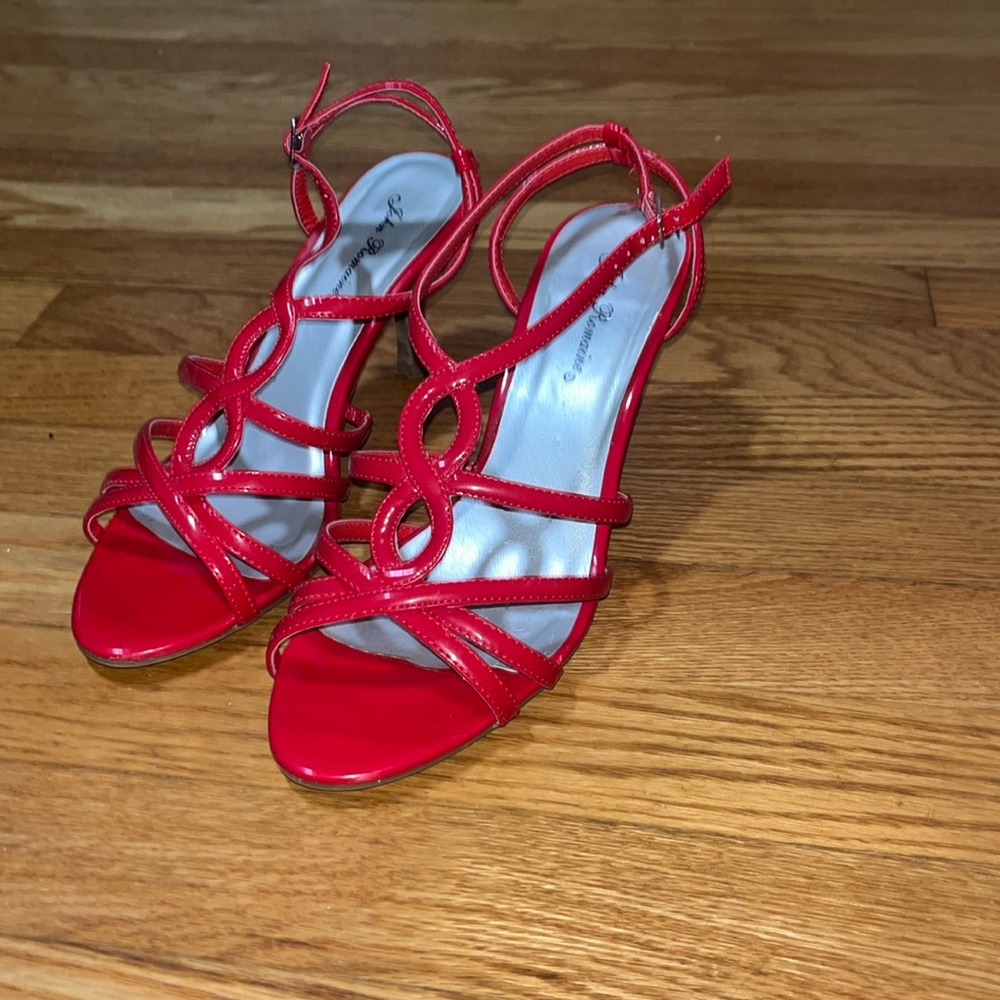 Red, size 8 women’s high heels